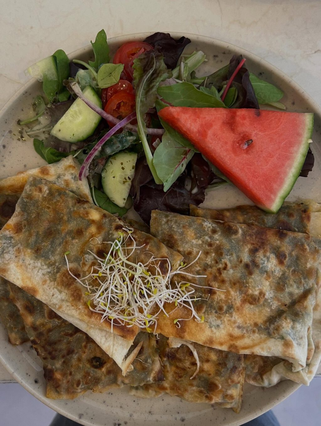 Instagram post from cafe.sisuu. This post is in position 4.