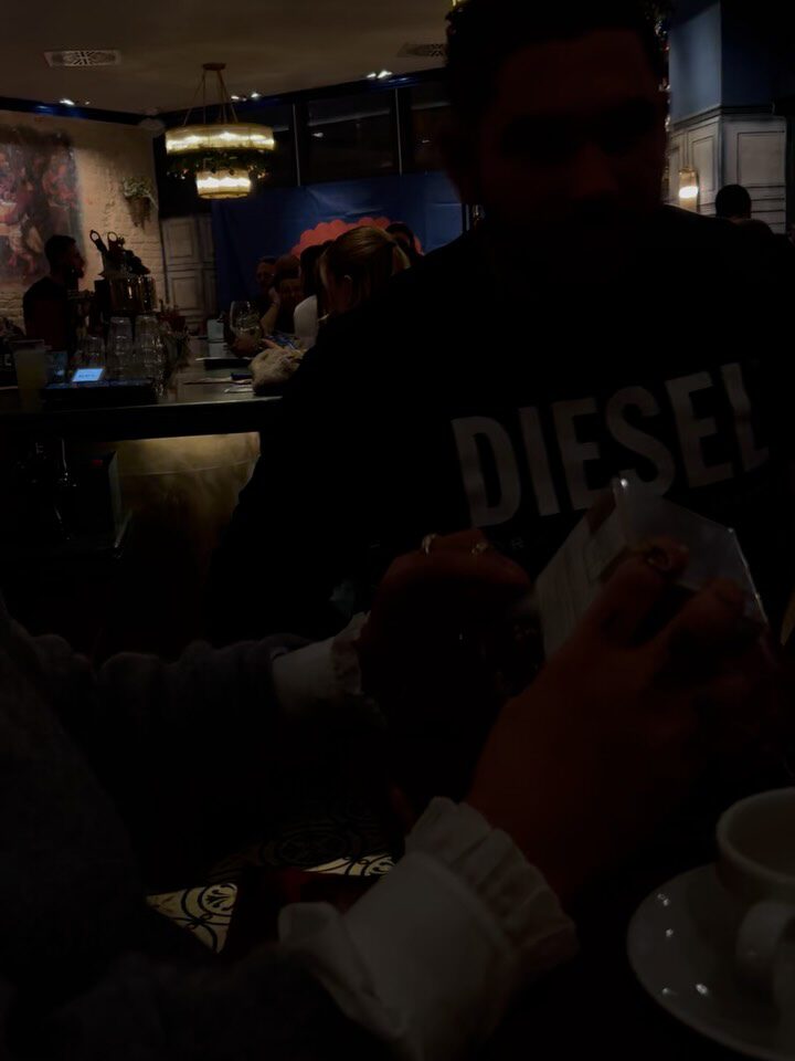 Instagram post from cafe.sisuu. This post is in position 2.