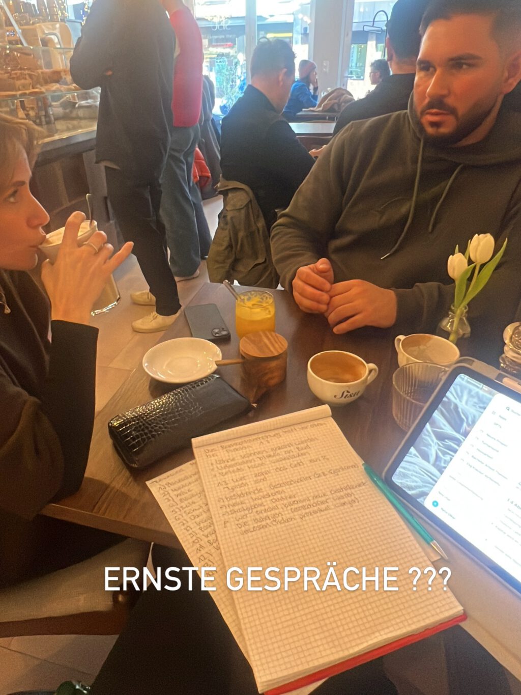 Instagram post from cafe.sisuu. This post is in position 10.