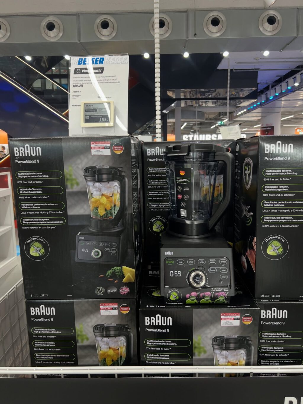 Instagram post from cafe.sisuu. This post is in position 2.