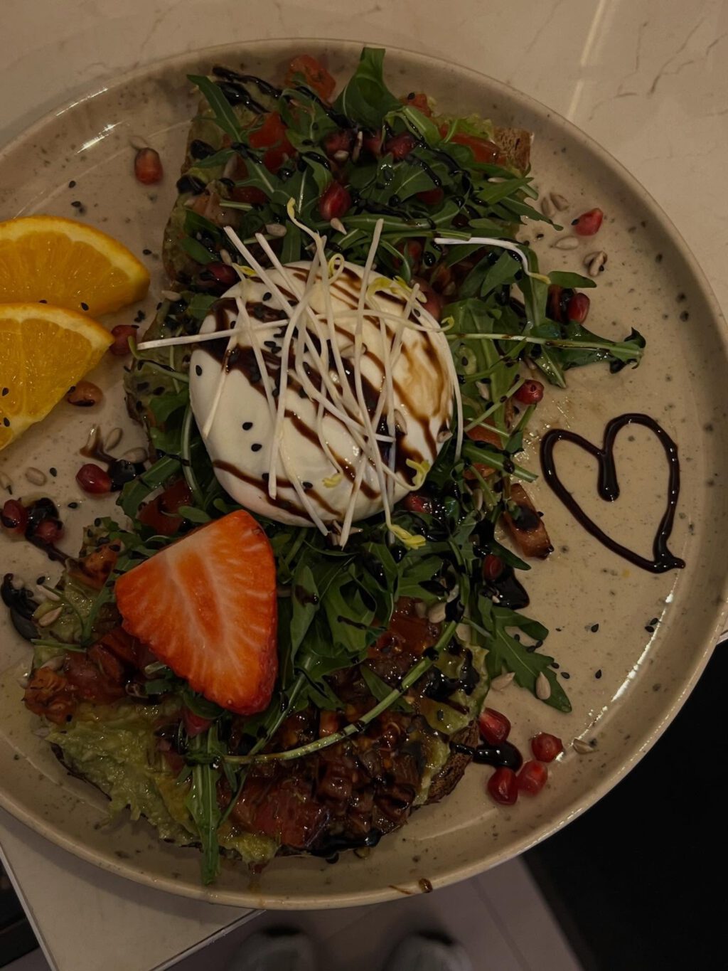 Instagram post from cafe.sisuu. This post is in position 5.