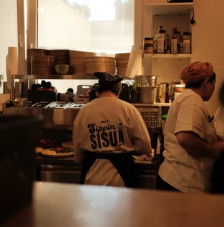 Instagram post from cafe.sisuu. This post is in position 1.