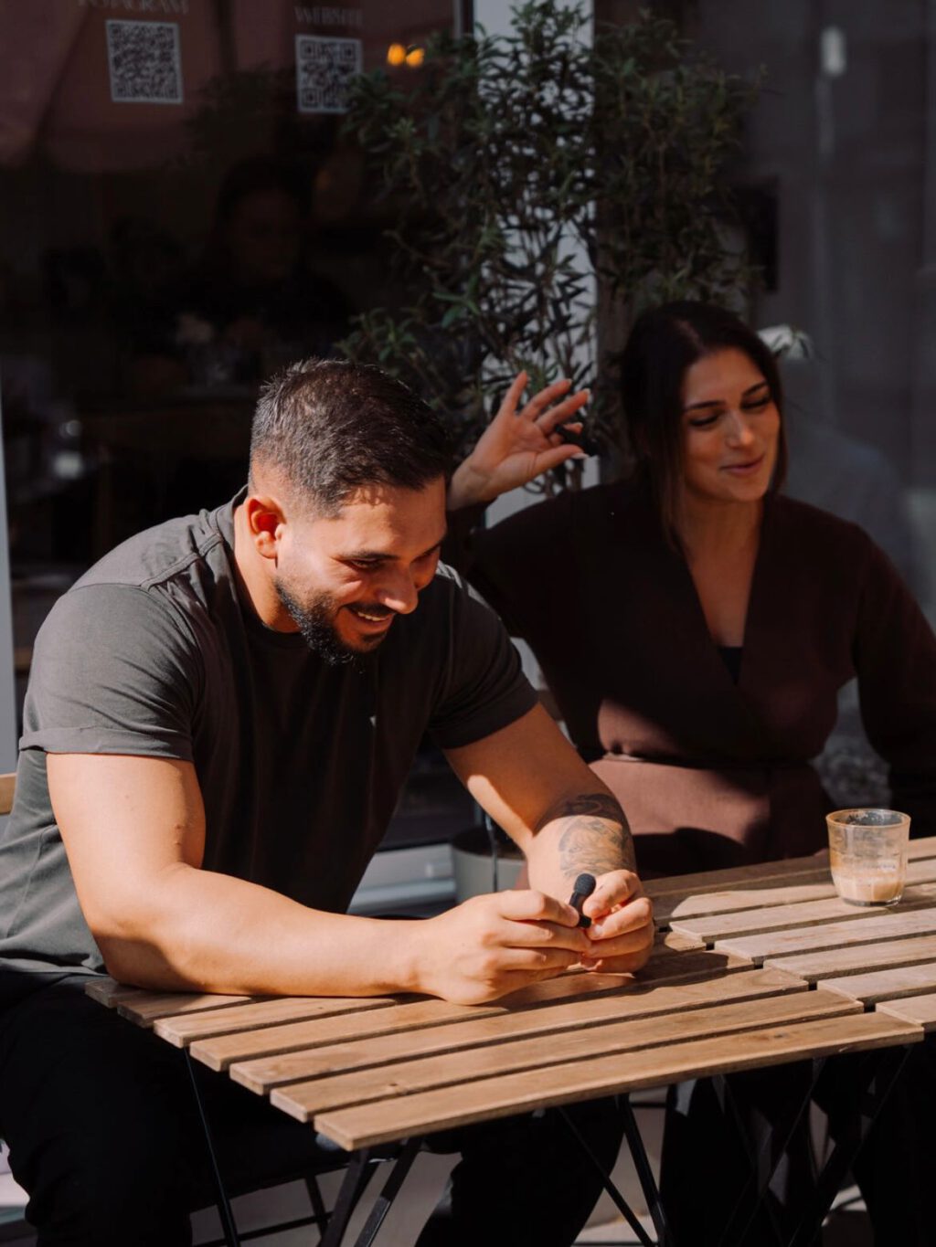 Instagram post from cafe.sisuu. This post is in position 8.